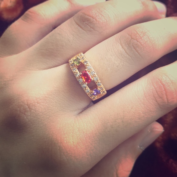 Gold tone Ring with 3 CZ stones - Picture 1 of 6